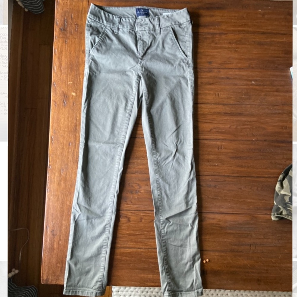 American Eagle Green Skinny Pant
